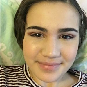 Meet your Posher, Alena